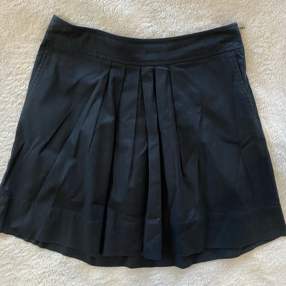 Ann Taylor Loft Women’s Black Skirt size 6
